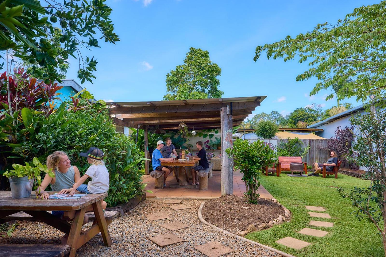 יוגאבורה On The Wallaby Eco Lodge מראה חיצוני תמונה