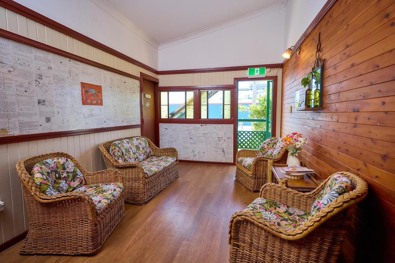 יוגאבורה On The Wallaby Eco Lodge מראה חיצוני תמונה